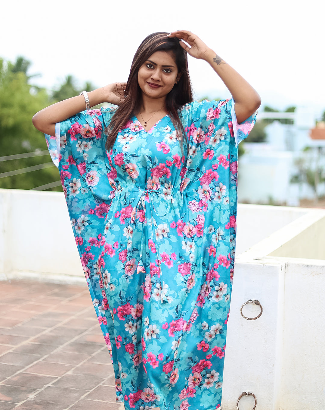 Floral Kaftan – Effortless Style & Comfort 🌺✨