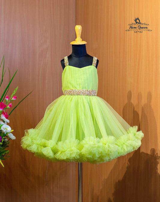 Delight in the magic of childhood with our Slime Tulle Baby Gown, designed to make every moment unforgettable. With layers of soft tulle and delicate sparkle, this gown is perfect for birthdays, photoshoots, and special occasions. Thoughtfully crafted by Hem Queen Baby Bliss, it's where elegance meets adorable charm.
👑 Design: Dreamy tulle layers with subtle shimmer
💖 Comfort Fit: Soft lining for all-day wear
🎉 Occasions: Ideal for birthdays, milestone shoots & celebrations
📏 Available in Custom Sizes