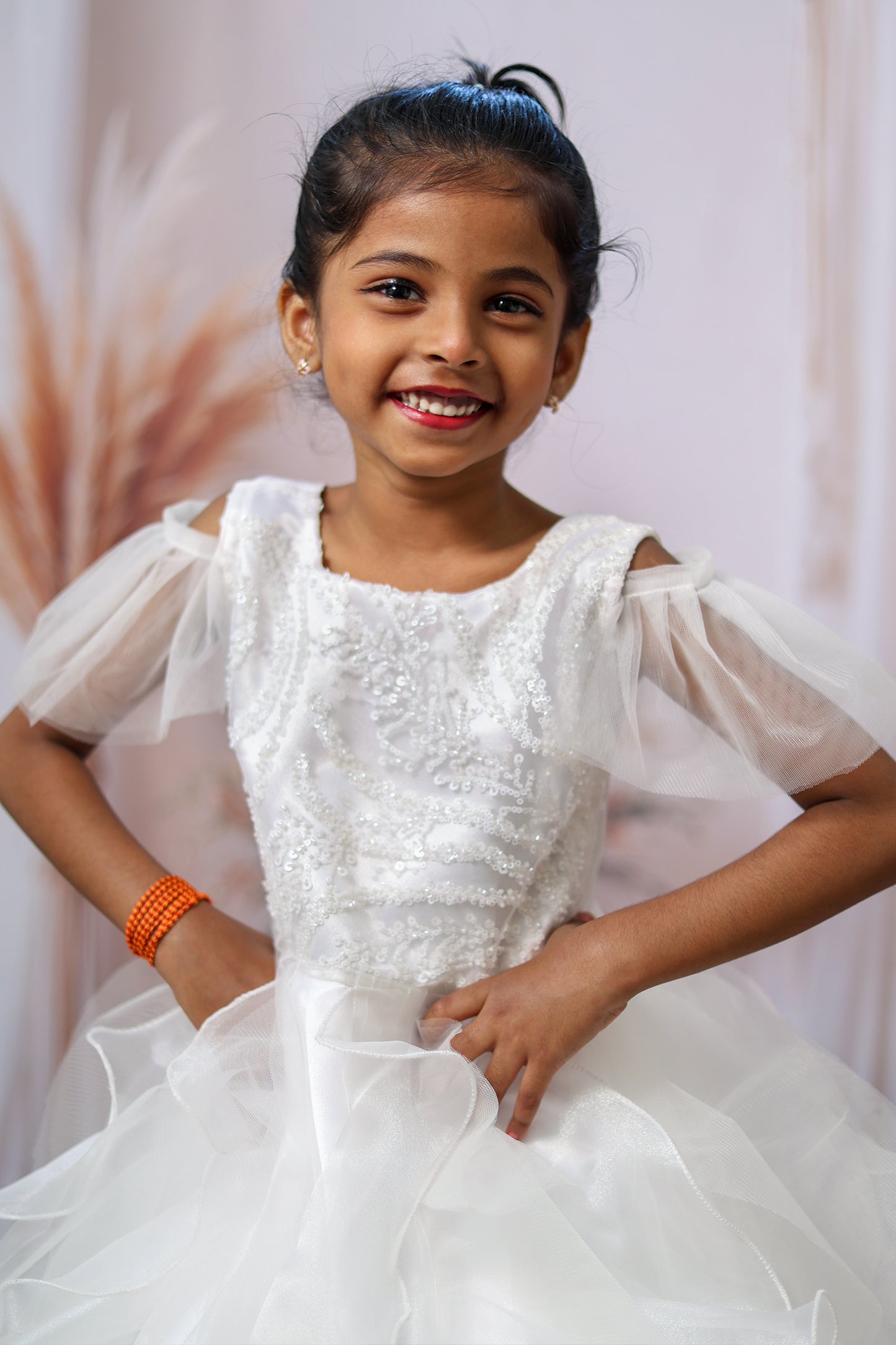 White Lace Princess Gown – Royal Elegance for Your Little One