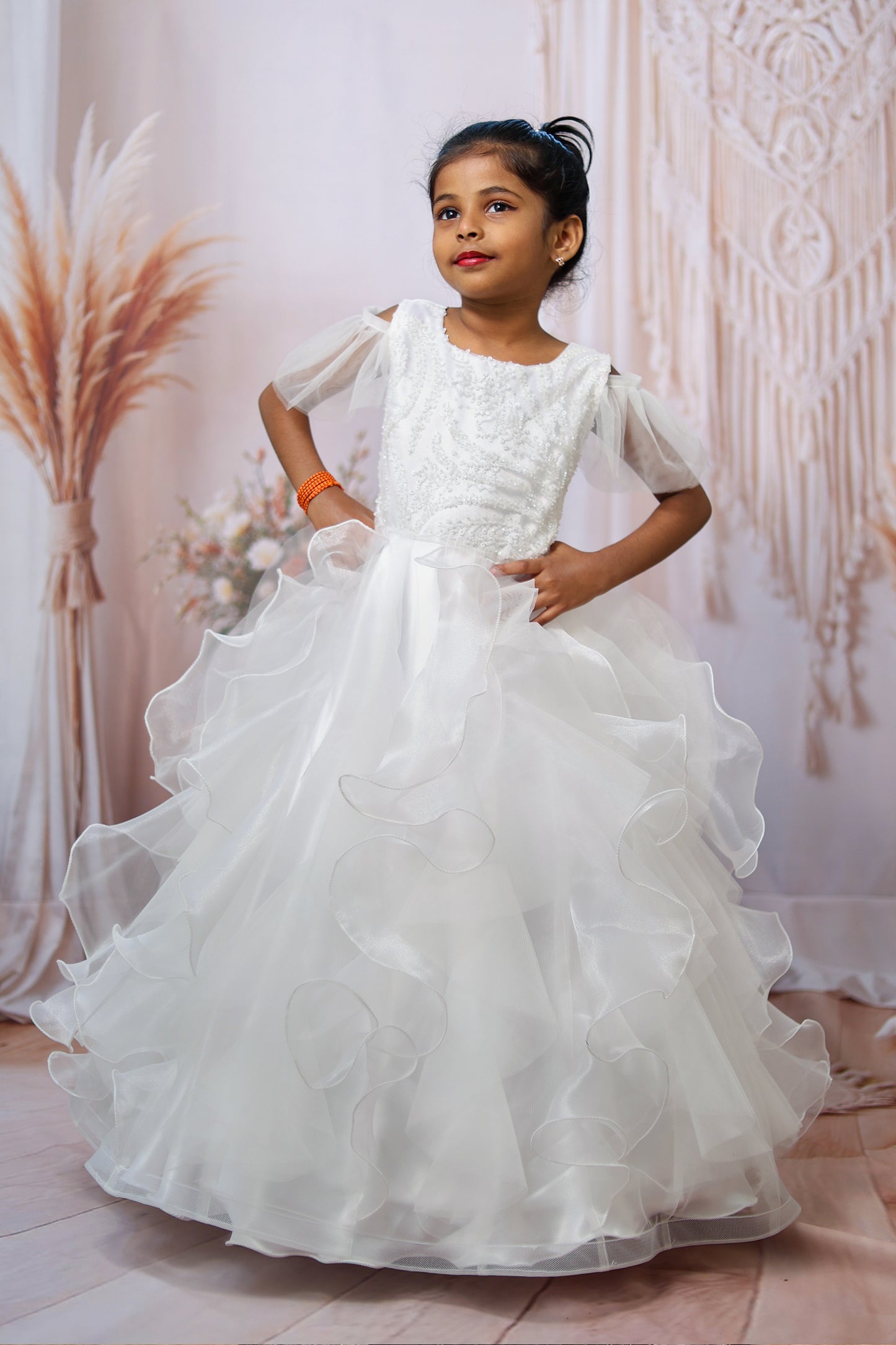 White Lace Princess Gown – Royal Elegance for Your Little One