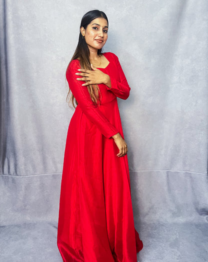 Hemqueen Crimson Maxi Gown - Bold Vibrant Style for Endless Vibes